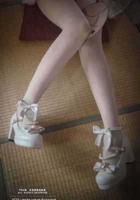 年轻的女秘书_电影在线观看