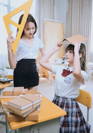 成熟丰满的女老板在线看_BD国语手机在线观看