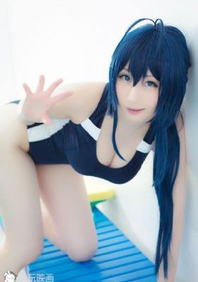 少妇羞涩呻吟乳沟偷拍视频_HD免费在线播放