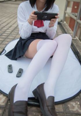人间小团圆粤语完整在线观看_720在线观看高清