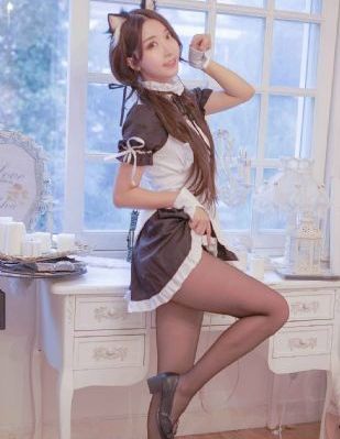 女大学生的沙龙室hd_高清高清免费观看